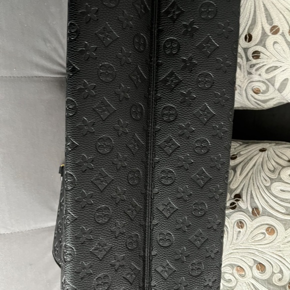 Mila Kate Top Handle Tote - Picture 4 of 6